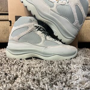 Adidas Yeezy Desert Boot Salt